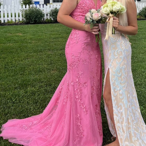 Sherri Hill Size 8 Prom Dress - Picture 2 of 4